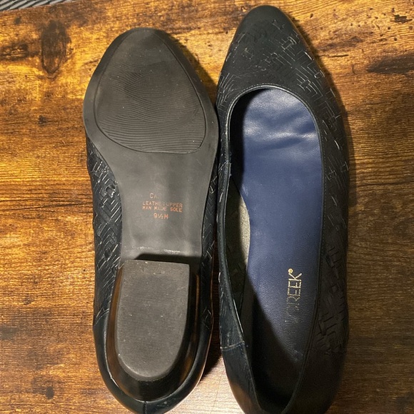 Cabin Creek Vintage 90's Carly2 Woven Leather Flats Womens Size 9.5 navy - Picture 6 of 9